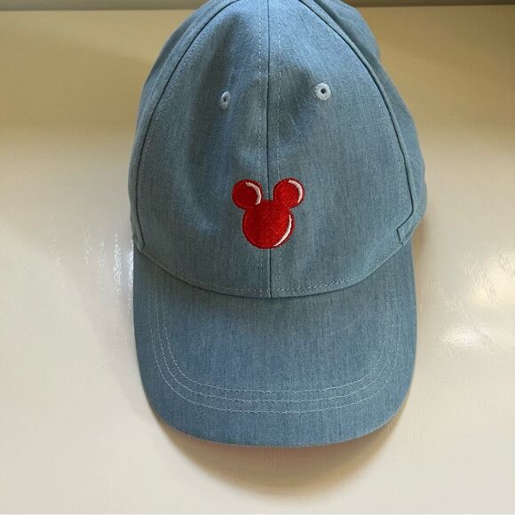 Mickey Mouse Disney Baseball Cap Hat Chambray Summer Fun for Adults - Picture 1 of 5
